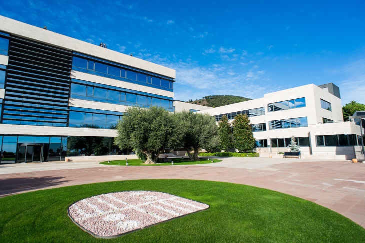 Iese business deals scholl